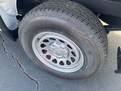 New 2026 GMC Sierra 1500 Pro w/ Pro Value Package image 9