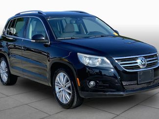Used 2010 Volkswagen Tiguan SE AWD/4WD video 2