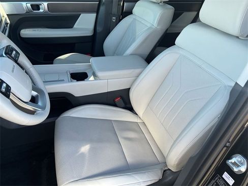Used 2025 Hyundai Santa Fe SEL image 32