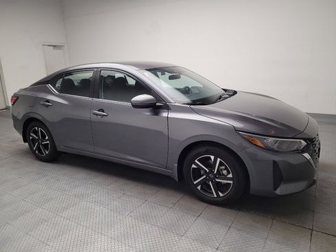 Used 2025 Nissan Sentra SV w/ All-Weather Package FWD image 11