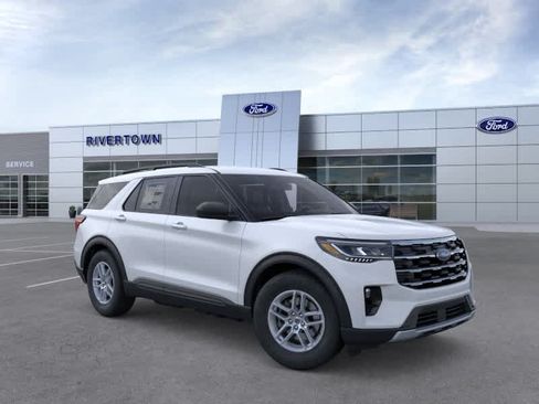 New 2026 Ford Explorer Active w/ Active Comfort Package RWD image 7