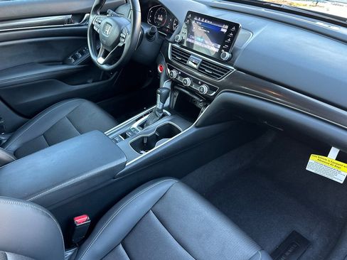 Used 2022 Honda Accord Sport image 17