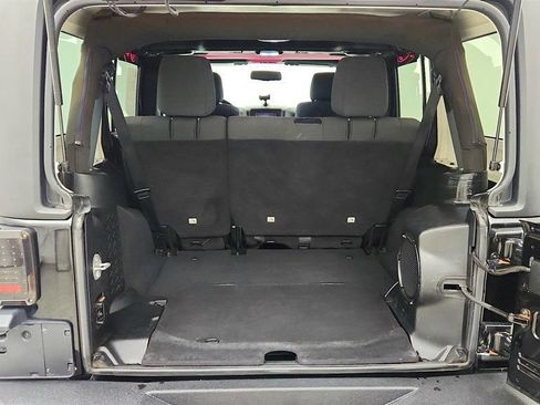 Used 2012 Jeep Wrangler Unlimited Sahara w/ Dual Top Group AWD/4WD image 21