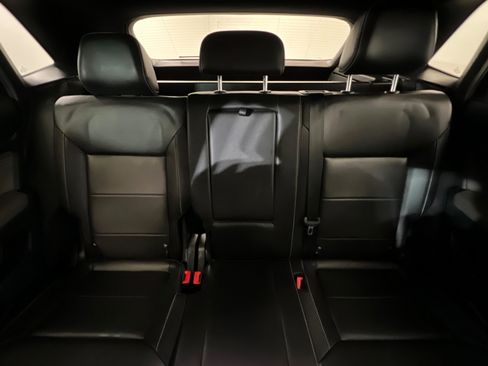 Used 2023 Volkswagen Atlas Cross Sport SE image 26