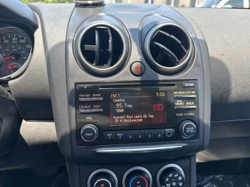 Used 2012 Nissan Rogue SV FWD image 15