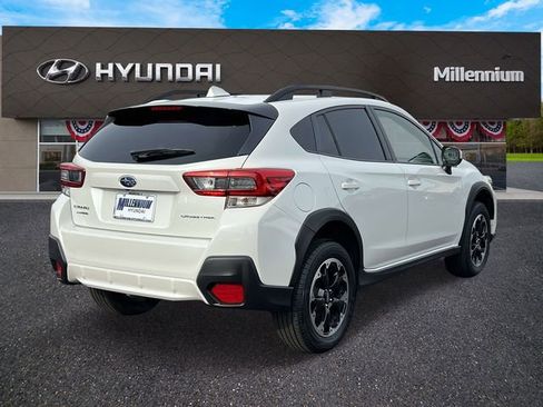 Used 2023 Subaru Crosstrek 2.0i Premium image 5