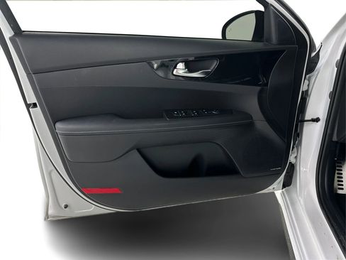 Used 2024 Kia Forte GT-Line w/ GT-Line Premium Package image 21