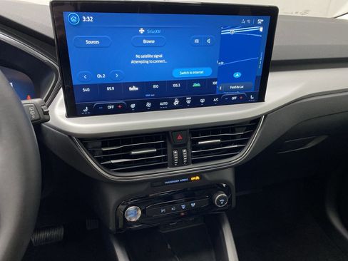 New 2024 Ford Escape PHEV w/ PHEV Premium Package image 16