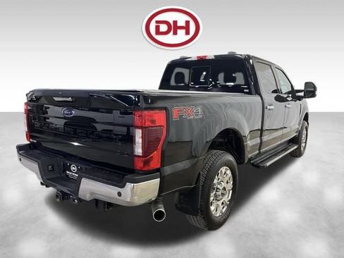 Used 2022 Ford F250 Lariat w/ Chrome Package image 12