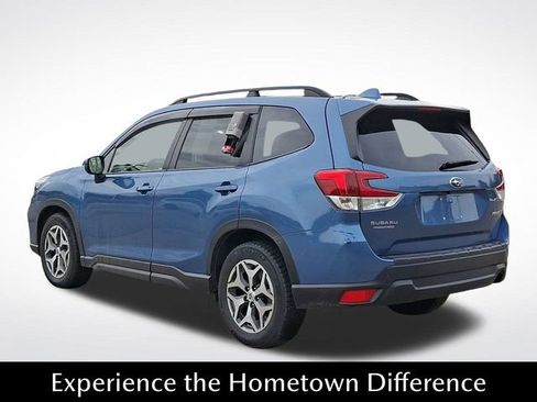 Used 2021 Subaru Forester Premium w/ Popular Package #1 image 4