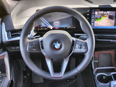 Used 2025 BMW X2 xDrive28i w/ Convenience Package image 25