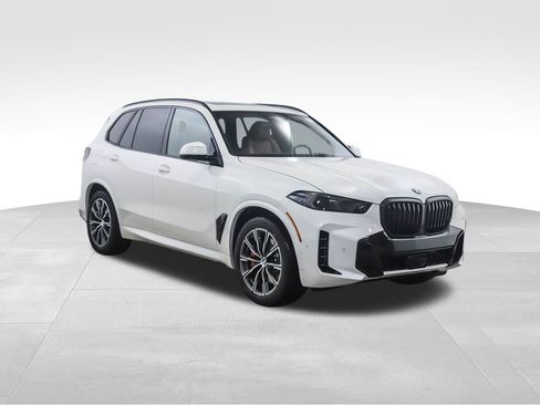 New 2026 BMW X5 xDrive50e w/ Executive Package image 7