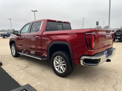Used 2021 GMC Sierra 1500 SLT image 4