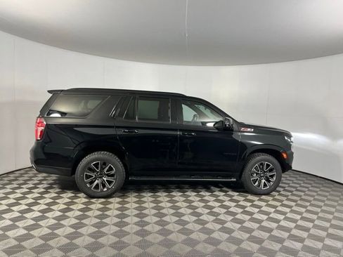 Used 2023 Chevrolet Tahoe Z71 w/ Luxury Package image 5