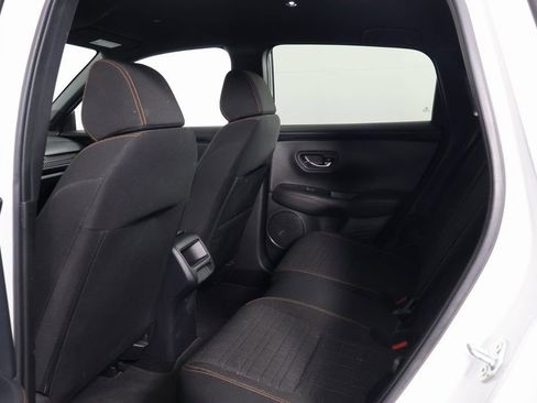 Used 2024 Honda HR-V Sport image 11