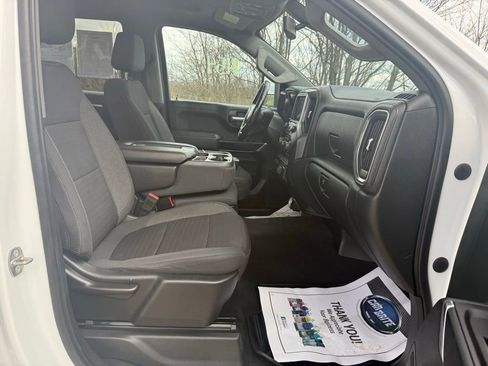 Used 2020 Chevrolet Silverado 1500 LT image 22