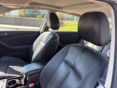 Used 2009 Nissan Altima 2.5 SL w/ SL Pkg FWD image 8