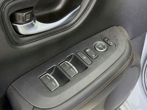 Used 2024 Honda HR-V Sport image 20