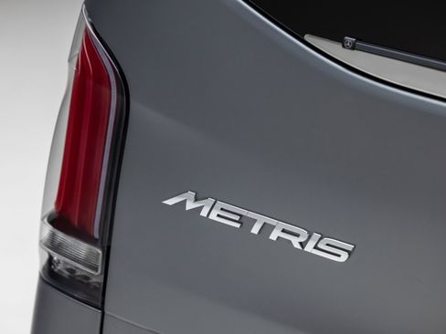 Used 2022 Mercedes-Benz Metris Passenger image 27