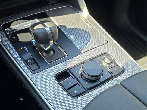 Certified 2024 MAZDA CX-90 Plug-In Hybrid w/ Preferred AWD/4WD image 17
