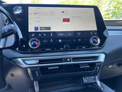 Certified 2025 Lexus RX 350 Premium w/ Accessory Package (Z1) FWD image 29