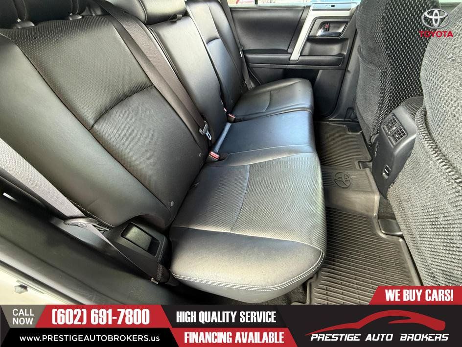 Used 2018 Toyota 4Runner Limited AWD/4WD image 32