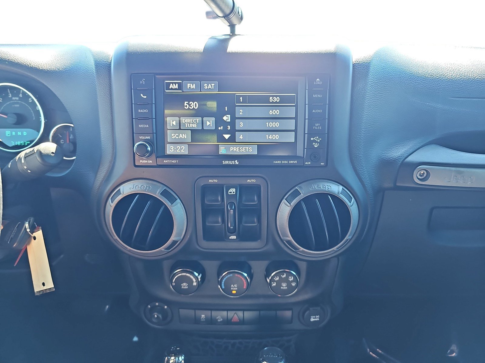 Used 2015 Jeep Wrangler Unlimited Sport AWD/4WD image 17
