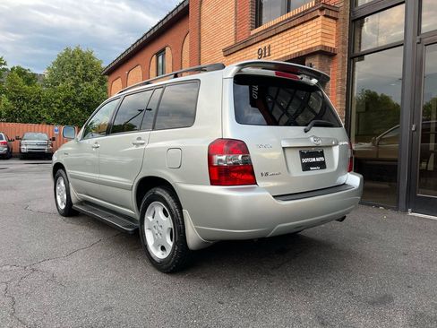 Used 2004 Toyota Highlander 4WD V6 image 6