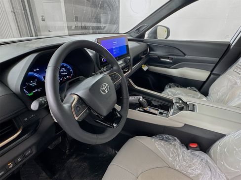 New 2026 Toyota Grand Highlander MAX Platinum image 7