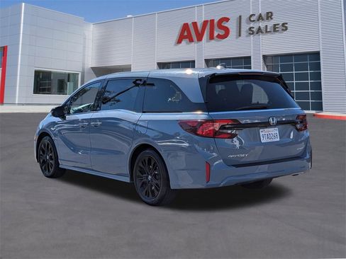 Used 2025 Honda Odyssey Sport-L image 9
