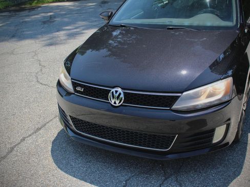 Used 2012 Volkswagen Jetta GLI Autobahn FWD image 15