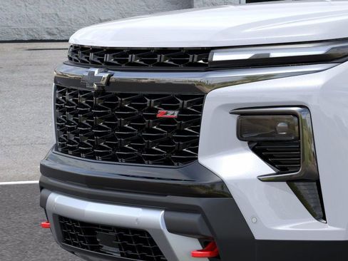 New 2026 Chevrolet Traverse Z71 w/ Enhanced Driving Package image 13