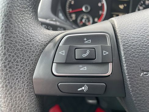 Used 2013 Volkswagen Passat 2.5 S image 10