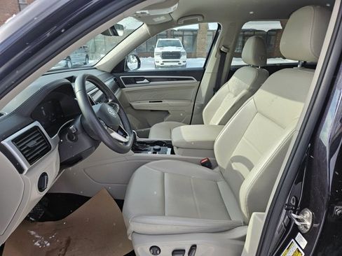 Used 2022 Volkswagen Atlas SE image 23