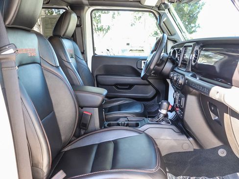 Used 2023 Jeep Wrangler Unlimited Rubicon 392 AWD/4WD image 17
