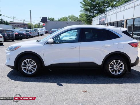 Used 2021 Ford Escape SE AWD/4WD image 4