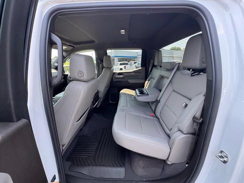 Used 2024 Chevrolet Silverado 1500 LTZ AWD/4WD image 12