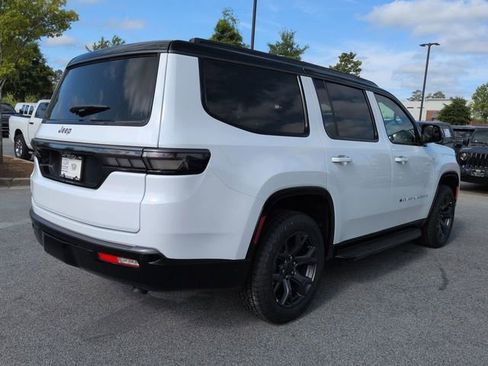 New 2026 Jeep Grand Wagoneer 4WD image 4