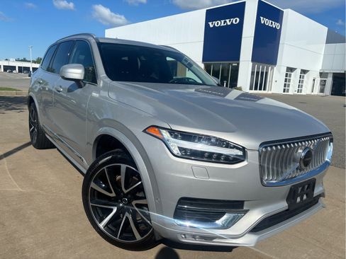 Used 2023 Volvo XC90 B6 Plus w/ Protection Package Premier AWD/4WD image 2