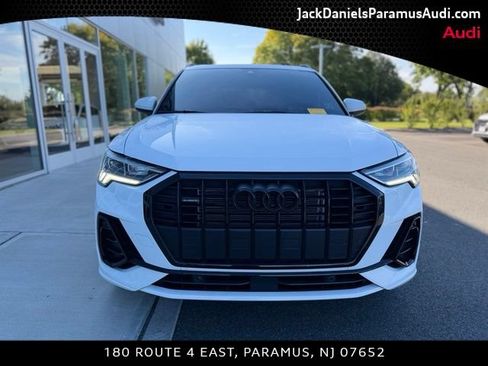 Used 2025 Audi Q3 2.0T Premium AWD/4WD image 2