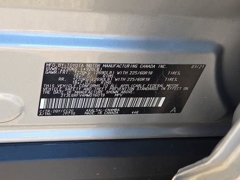 Certified 2021 Toyota RAV4 XSE w/ Carpet Mat Package (TMS) image 27