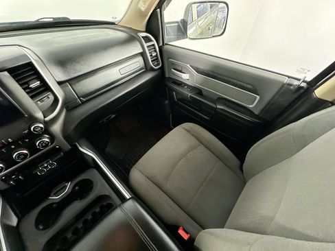 Used 2020 RAM 3500 Big Horn w/ Level 1 Equipment Group AWD/4WD image 11