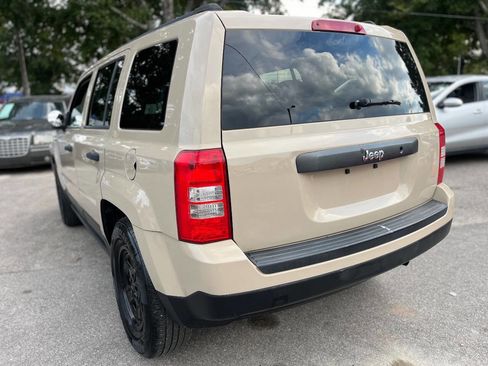 Used 2017 Jeep Patriot Sport image 7