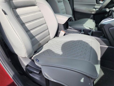 Used 2018 Honda CR-V LX image 12