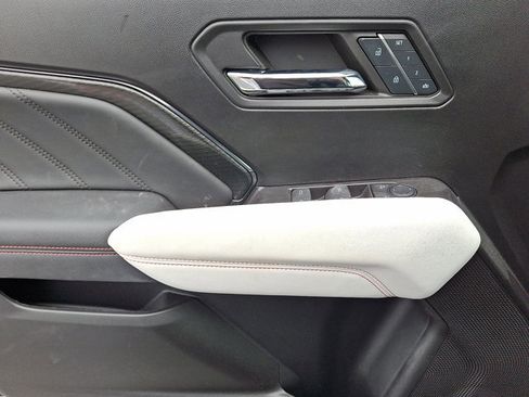 Used 2024 GMC Canyon AT4X image 12