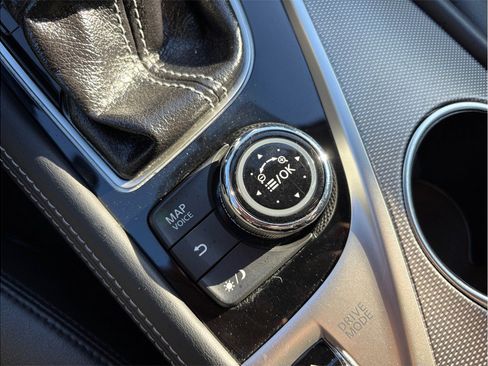 Used 2015 INFINITI Q50 Premium w/ Navigation Package image 30