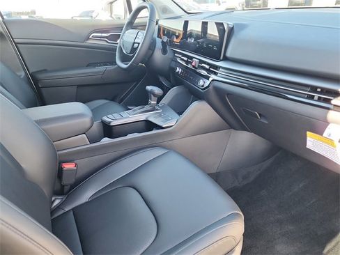 New 2026 Kia Sportage EX w/ EX Panorama Roof Package image 17