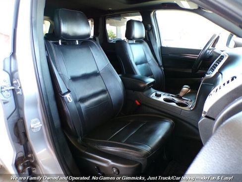 Used 2017 Jeep Grand Cherokee Limited AWD/4WD image 28