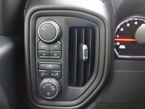 Used 2020 Chevrolet Silverado 1500 Custom Trail Boss image 27