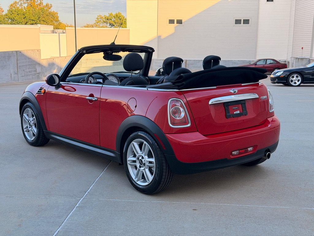 Used 2012 MINI Cooper Convertible FWD image 5